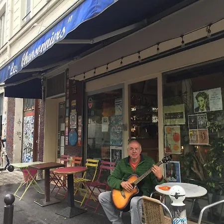Hôtel Les Chansonniers-2